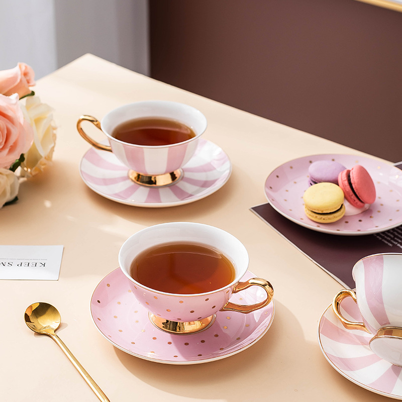 Ceramiczne różowe kubki do kaw – Coffee Tea Pictures recenzja i cena