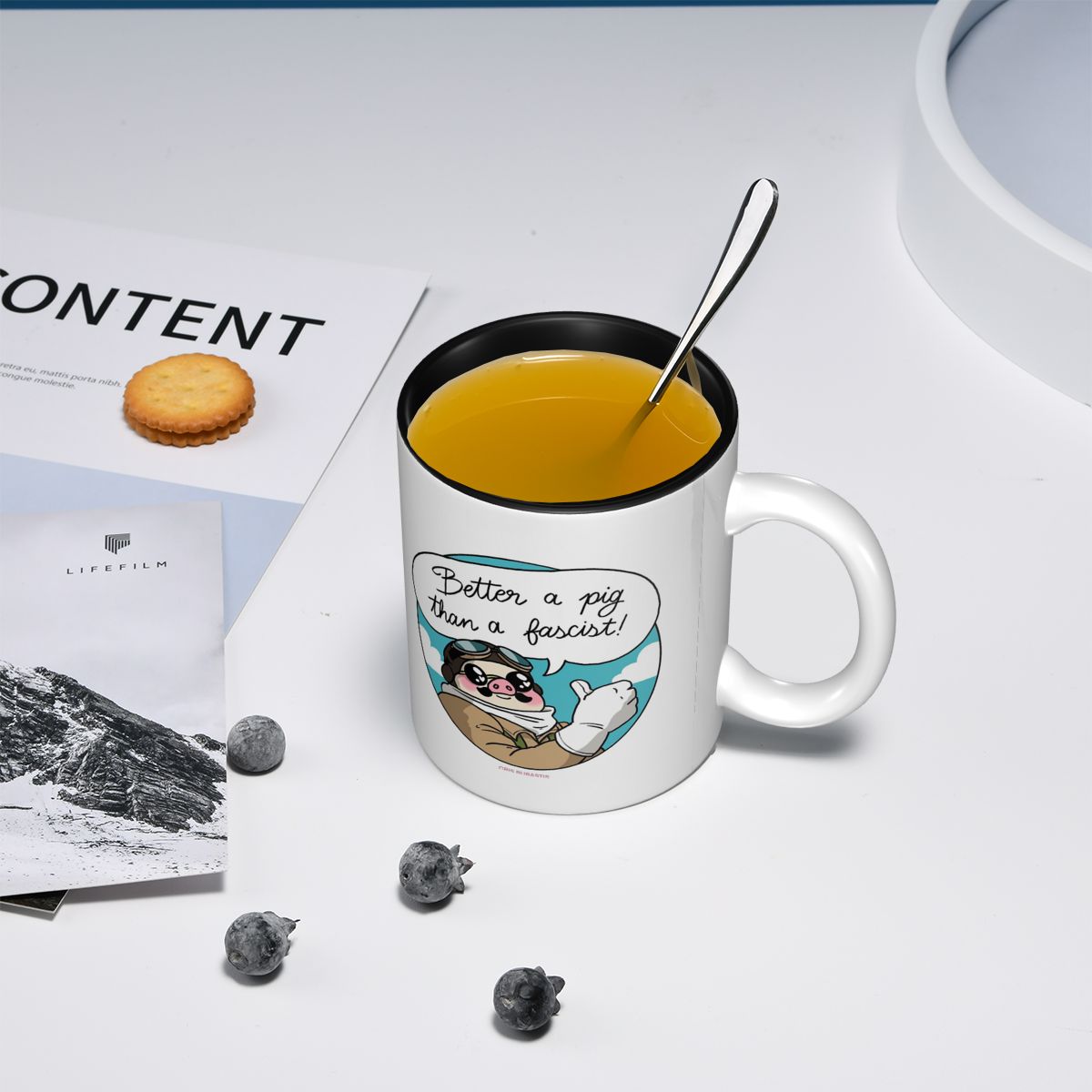 Lepszy procy niż faszysta! Śmi – Coffee Better Than Tea recenzja i cena