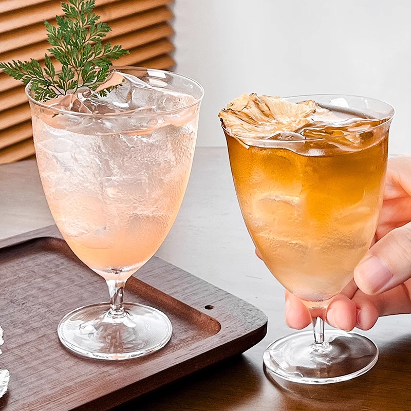 Prosty szklany kieliszek na wy – Lemon Tea Coffee recenzja i cena